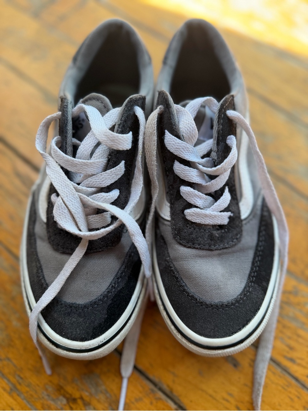 Kids Vans Gray Lace-Up Skate Sneakers - Youth Casual Shoes